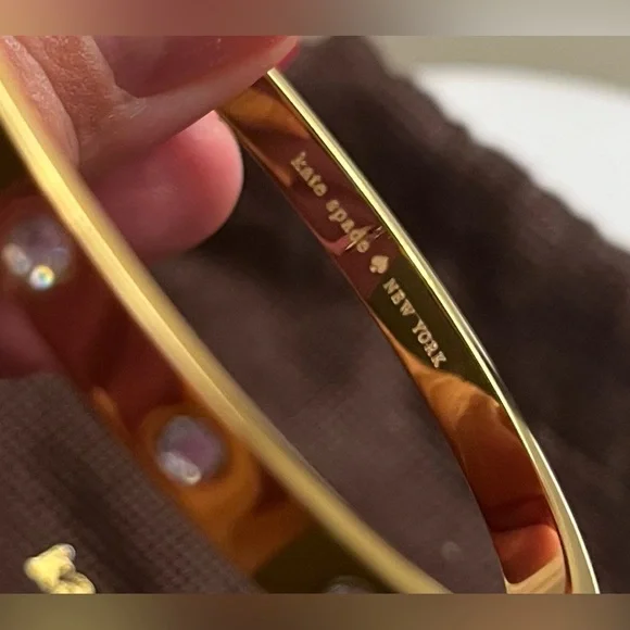 Kate Spade New York Bezel set Polished Bangle Bracelet w/ dust bag. - Picture 4 of 7
